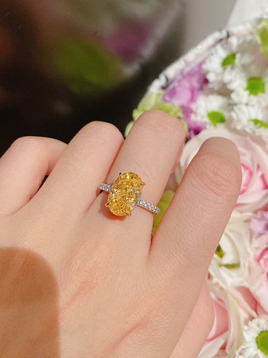 oval yellow diamong ring