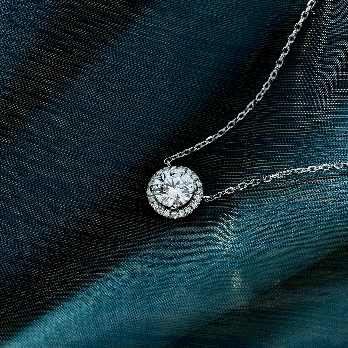 round halo diamond necklace